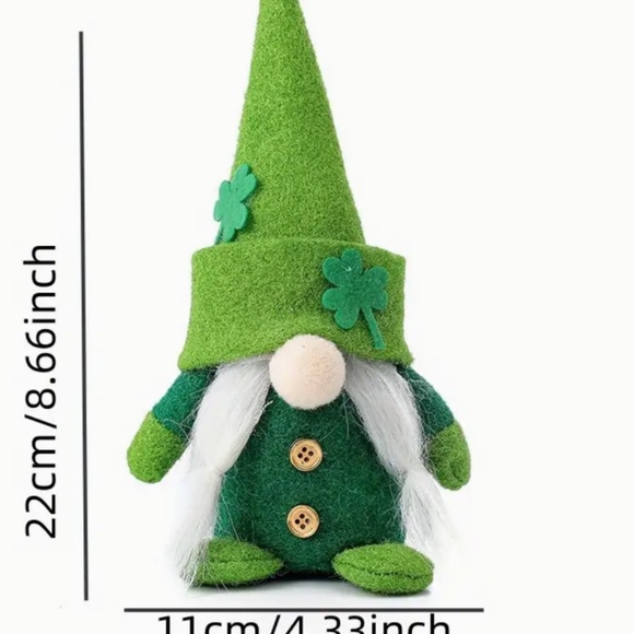 Leprechaun Figurines with Shamrock Hats, Polyester, Classic Style - Gnome - NWT - Picture 3 of 4